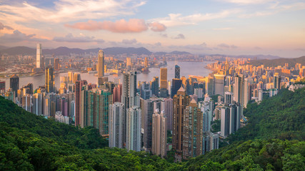 Fototapeta premium Panoramic view of Victoria Harbor and Hong Kong skyline