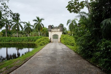 Fototapeta na wymiar Old Brazilian Castle entrance gate
