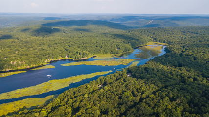Naklejka premium Sunrise and sunset over lake wallenpaupack, westcolang masthope 