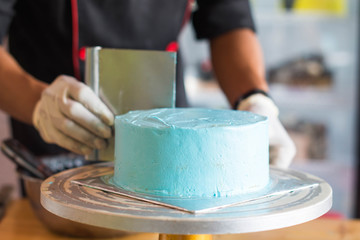 pdecorating cake proces