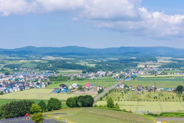 北海道　日の出公園展望台より上富良野町を望む