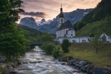 Fototapeta na wymiar St. Sebastian Church in Ramsau bei Berchtesgaden