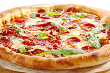 Pepperoni or Diabola Pizza with Salami