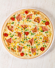 Pizza with ham
