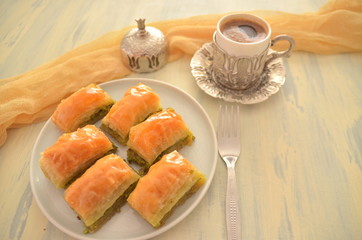 traditional turkish dessert, baklava