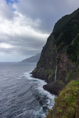 Fototapeta na wymiar Views from Miradouro do Véu da Noiva in Madeira (Portugal)