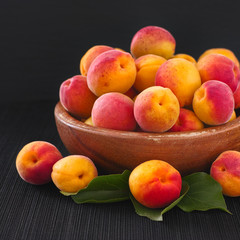 Fototapeta na wymiar Organic apricots