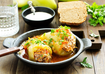 Stuffed pepper with rice and meat.