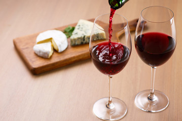 赤ワインと前菜