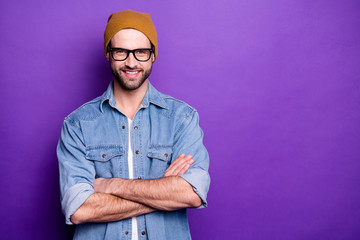 Portrait of his he nice attractive content virile cheerful cheery bearded guy folded arms copy...