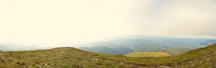 Obraz premium landscape with mountains and clouds