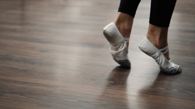 girl dancing in a dance school
