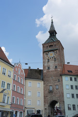 Fototapeta na wymiar Historisches Stadttor am Hauptplatz von Landsberg am Lech