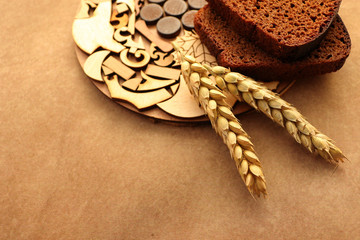 Ripening greenish-yellow ears of wheat.