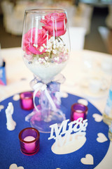 Obraz na płótnie Canvas decoration glass roses wedding colorful