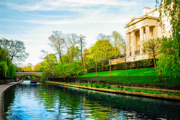 Obraz premium Waterway in London, blue sky with clouds, England, UK
