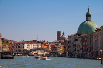 Canales de Venecia
