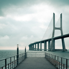 Vista para a ponte Vasco da Gama