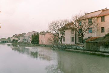 Fototapeta premium House on the river