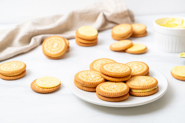 Obraz na płótnie Canvas cookies with butter cream