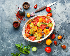 Oven baked tomatoes