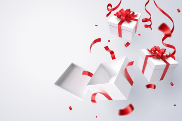 Opened gift box - 281739613