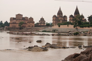 Betwa river near Orchha fort palace