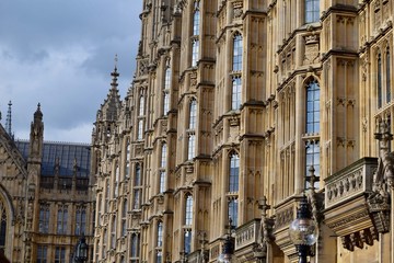 Fototapeta na wymiar Parliament windows