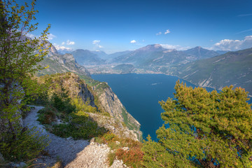 Lago di Garda da Punta Larici
