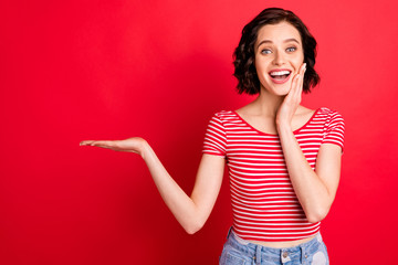 Portrait of her she nice attractive lovely charming cute cheerful cheery content glad wavy-haired...