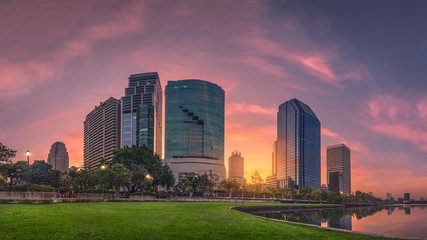 Fototapeta premium City view of Bangkok downtown, Bangkok modern office buildings