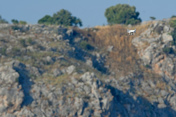 fliegende Drohne 