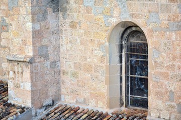 Fototapeta na wymiar Detalle ventana de la iglesia mayor de Baza, Granada, España