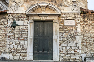 facade of the old Duomo
