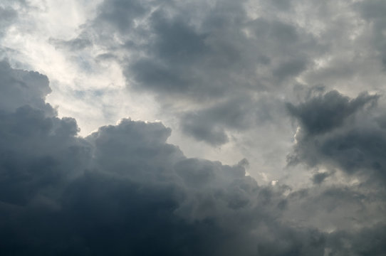 sky with gray clouds on summer day