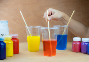 Mixing color epoxy resin in plastic cup