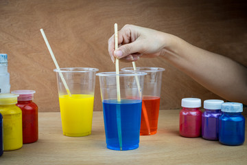 Mixing color epoxy resin in plastic cup