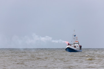 visual signal showing ship in distress