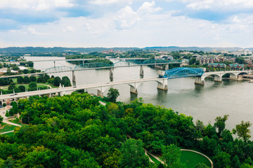 Naklejka premium Chattanooga Tennessee Downtown Bridges 