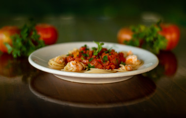 delicious Italian spaghetti with shrimps - a good food photography to delivery platform or restaurants