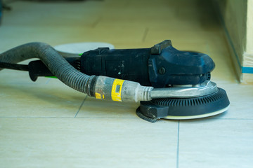 Schleifen Flex Steinboden Handwerker