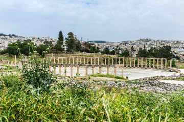The ruins of Jerash in Jordan are the best preserved city of the early Greco-Roman era, it is the largest acropolis of East Asia. Oval Plaza, forum of the antique city 
