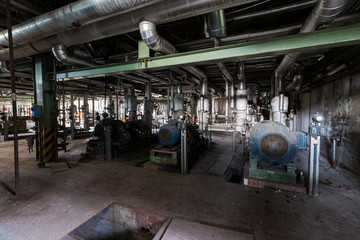 Fototapeta na wymiar Urban exploration in an abandoned wool mill