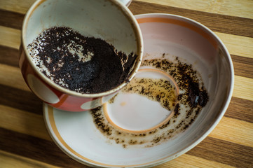  Fortune telling at the bottom of the cup, look into the future