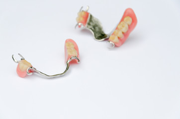 removable clasp prostheses without supporting crowns