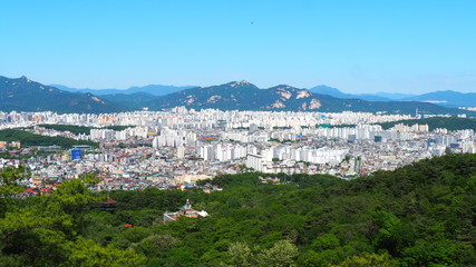 Fototapeta na wymiar seoul city landscape
