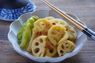 レンコンの厚切りキンピラ　レンコンきんぴら　家庭料理