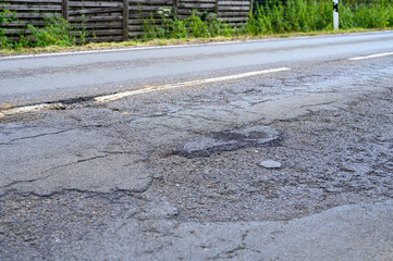 material zum belag von straßen