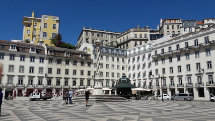 Fototapeta na wymiar place de Lisbonne