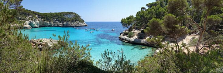 Fototapeta premium Panoramique d'un paysage de méditerranée